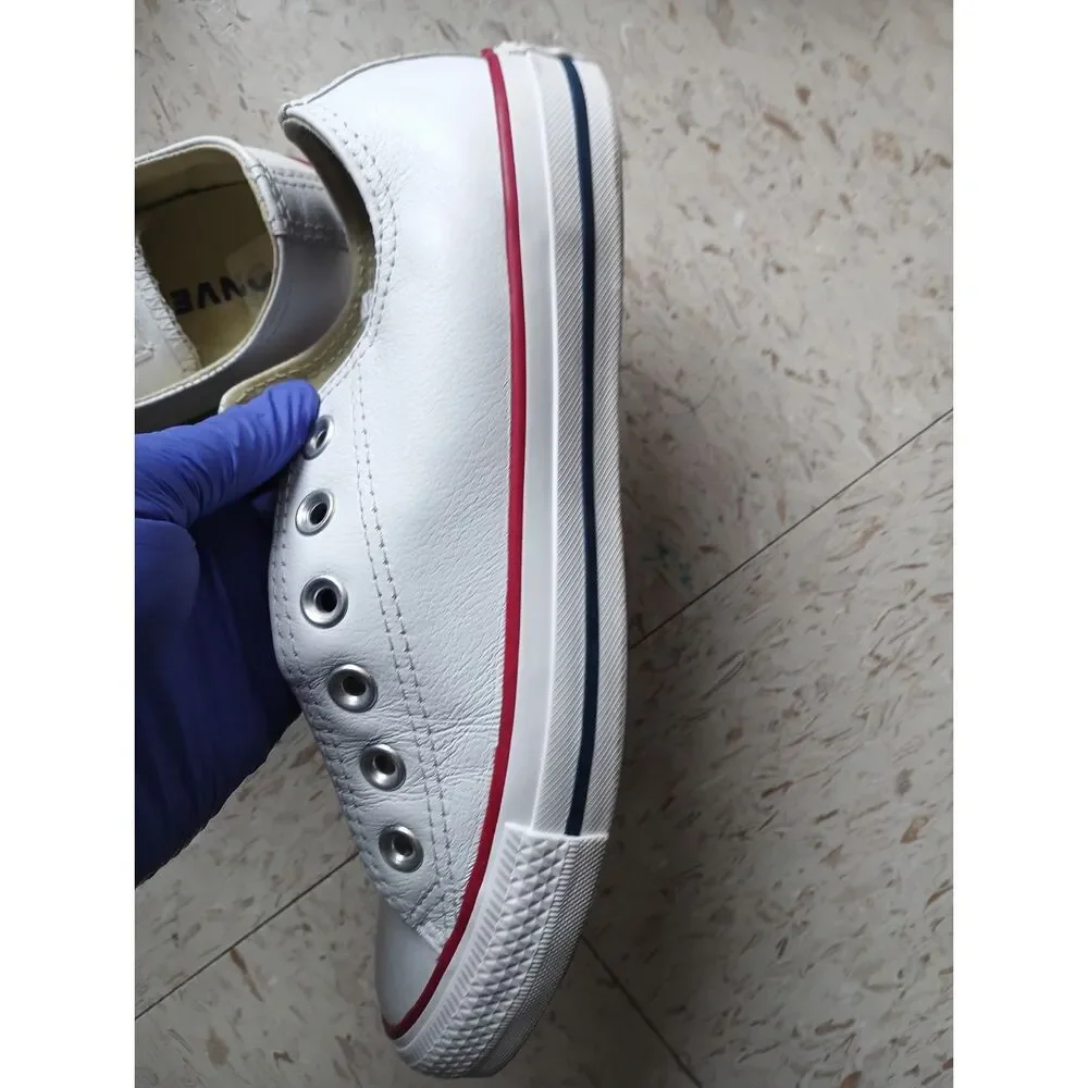 Converse Chuck Taylor All Star Leather Low Top White Women's 7 Men's 5 (132173C)